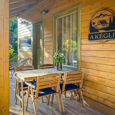 Vila A Kegli Háromhuta Exteriér fotografie